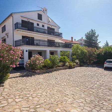 Rooms Miramare Krk Town Exterior photo